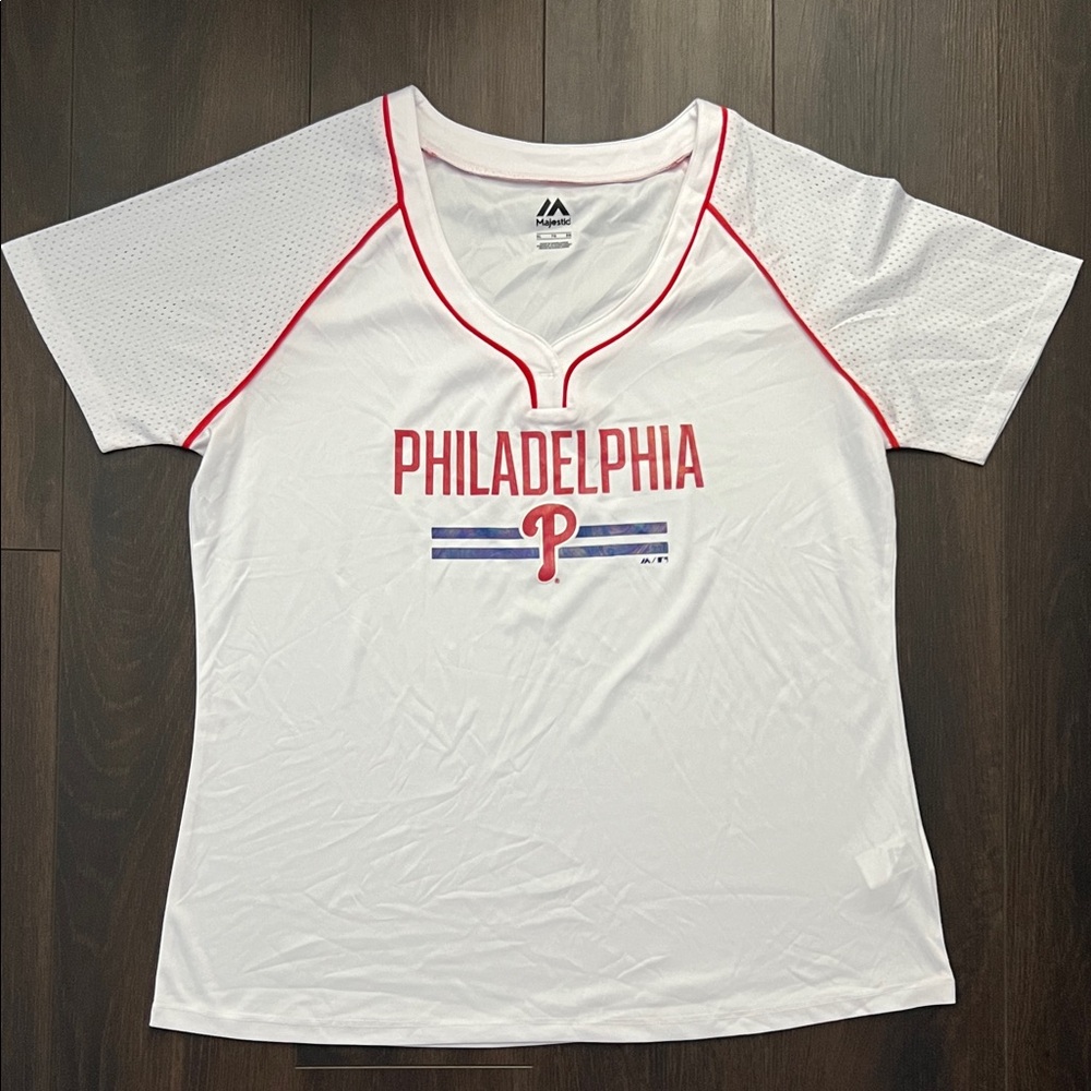 Majestic Women’s Philadelphia Phillies White and Red Jersey Neck Top, Size: XL